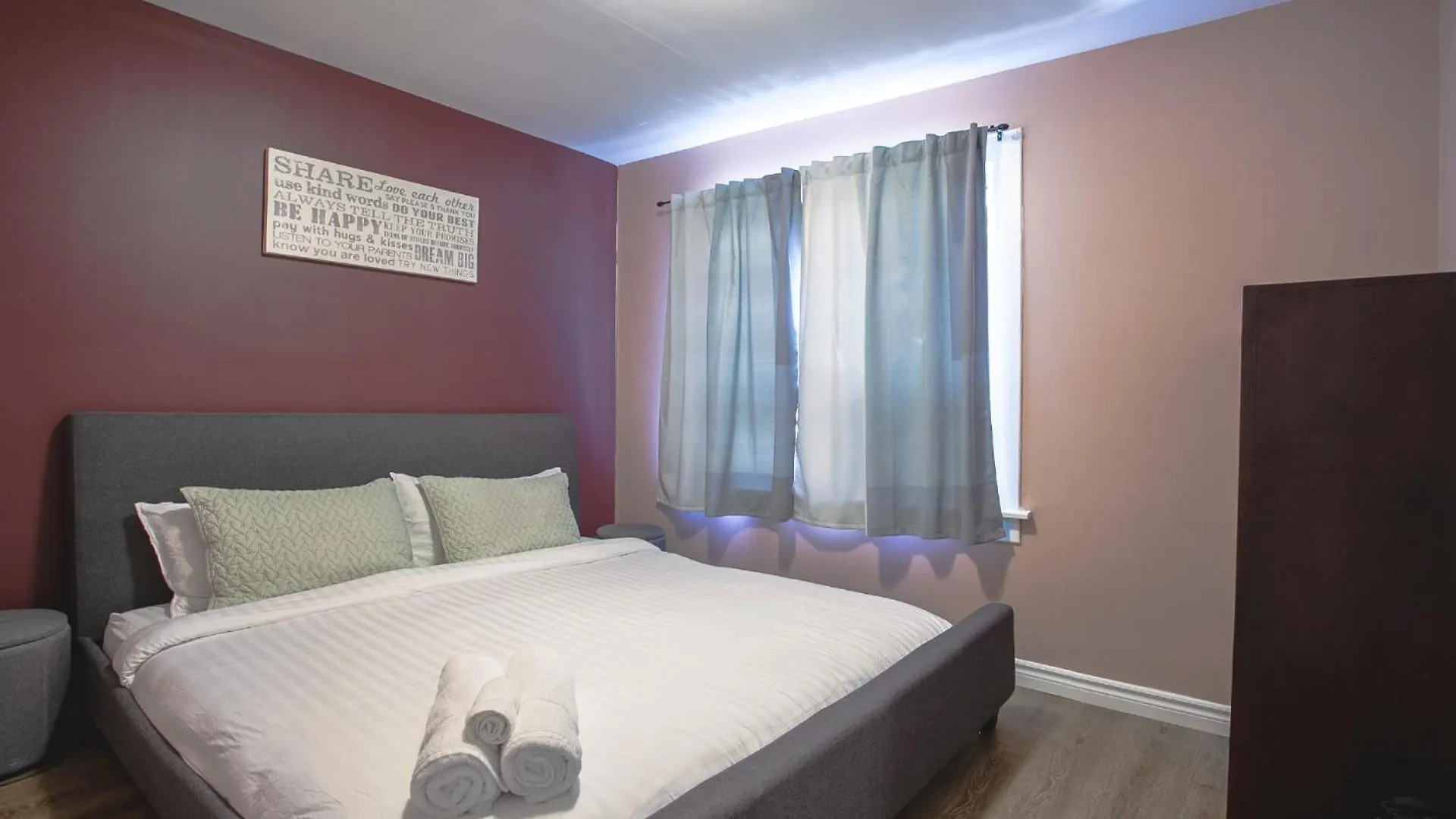 Kasakazam Apartments - 1 Min From Falls Niagara Falls